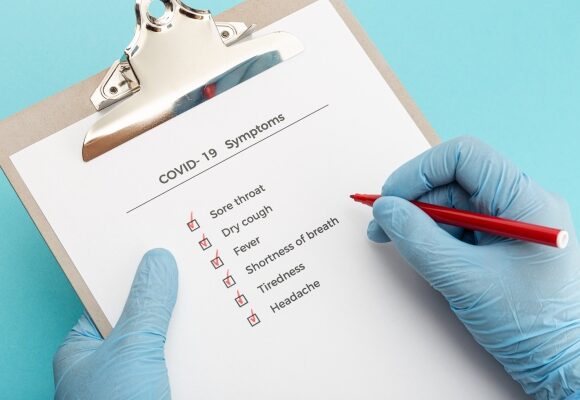 Jaka jest różnica między grypą a COVID-19?