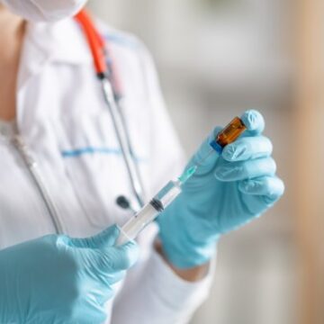 Korzyści z otrzymania szczepionki na COVID-19