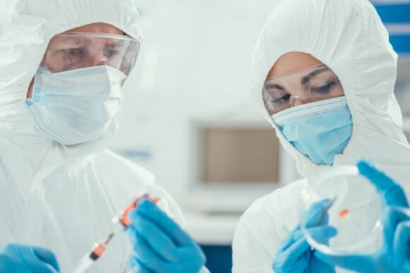 Nowy wariant koronawirusa znaleziony we Francji jest niewykrywalny w testach PCR