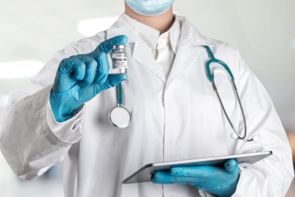 Nuvaxovid – szczepionka na COVID-19, zatwierdzona dla osób dorosłych w UE